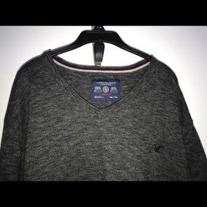 AEO Dark Heather Grey Athletic Fit V-Neck Sweater